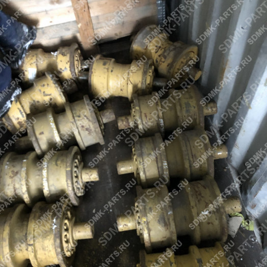 Каток опорный двубортный KOMATSU 195-30-01020 2