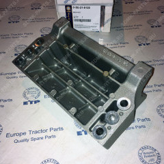 Кронштейн KOMATSU D65PX-12 6150-21-6120 6150-21-6120