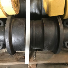 Каток опорный HITACHI ZX350H 9168173 9168173
