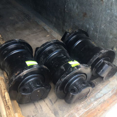 Каток опорный DOOSAN 420LC-V 2270-9404 2270-9404